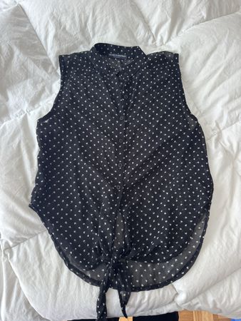 Chemisier Brandy Melville noir motif cœurs taille unique