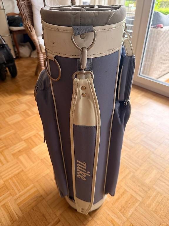 Borse: Nike Golfbag – Usato da Baar venduto da Nnmae 3