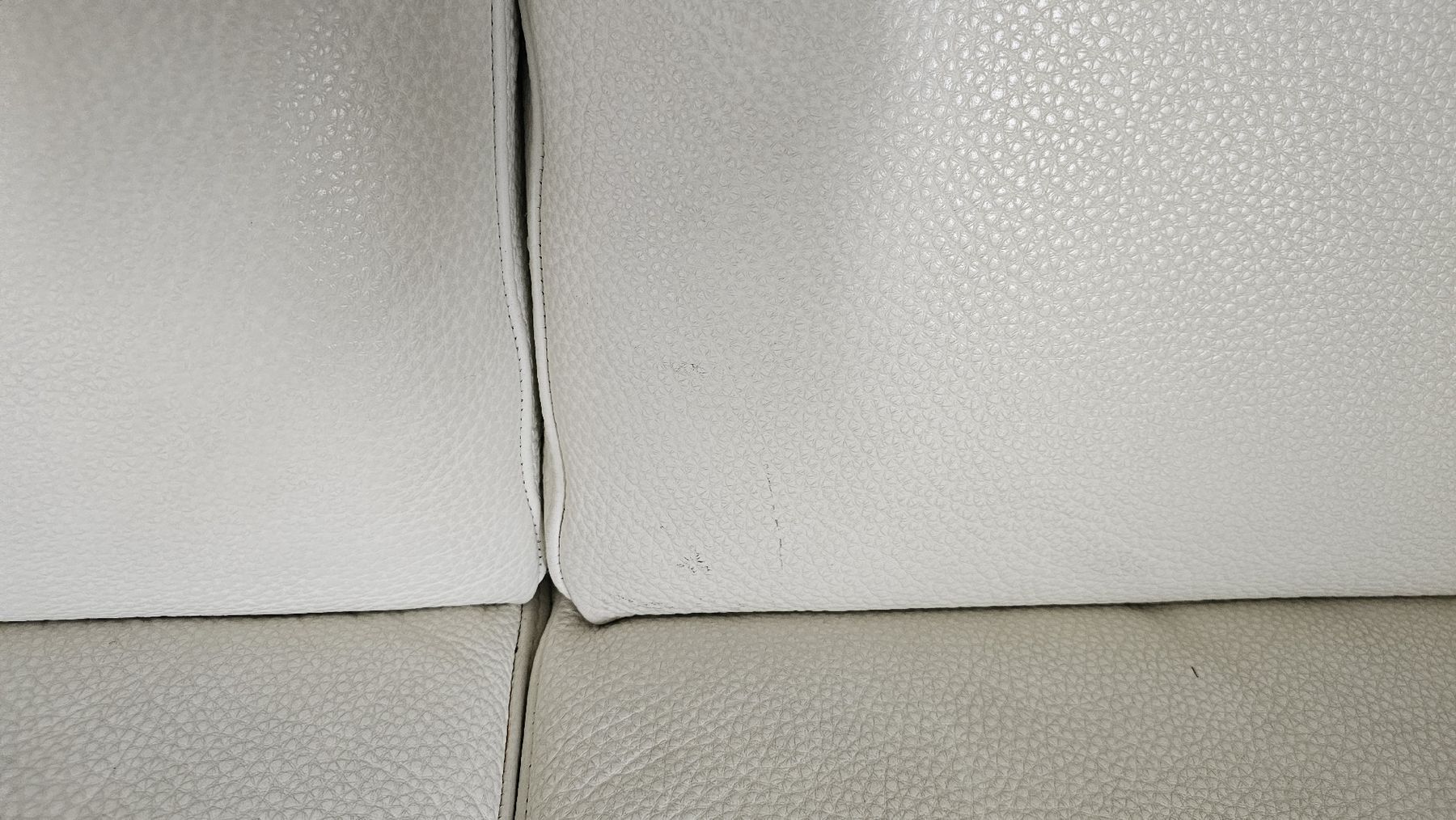 Ikea Sofas: Creme Weisses Ledersofa Ikea  – D'occasion à Mellingen par mrsizz 4
