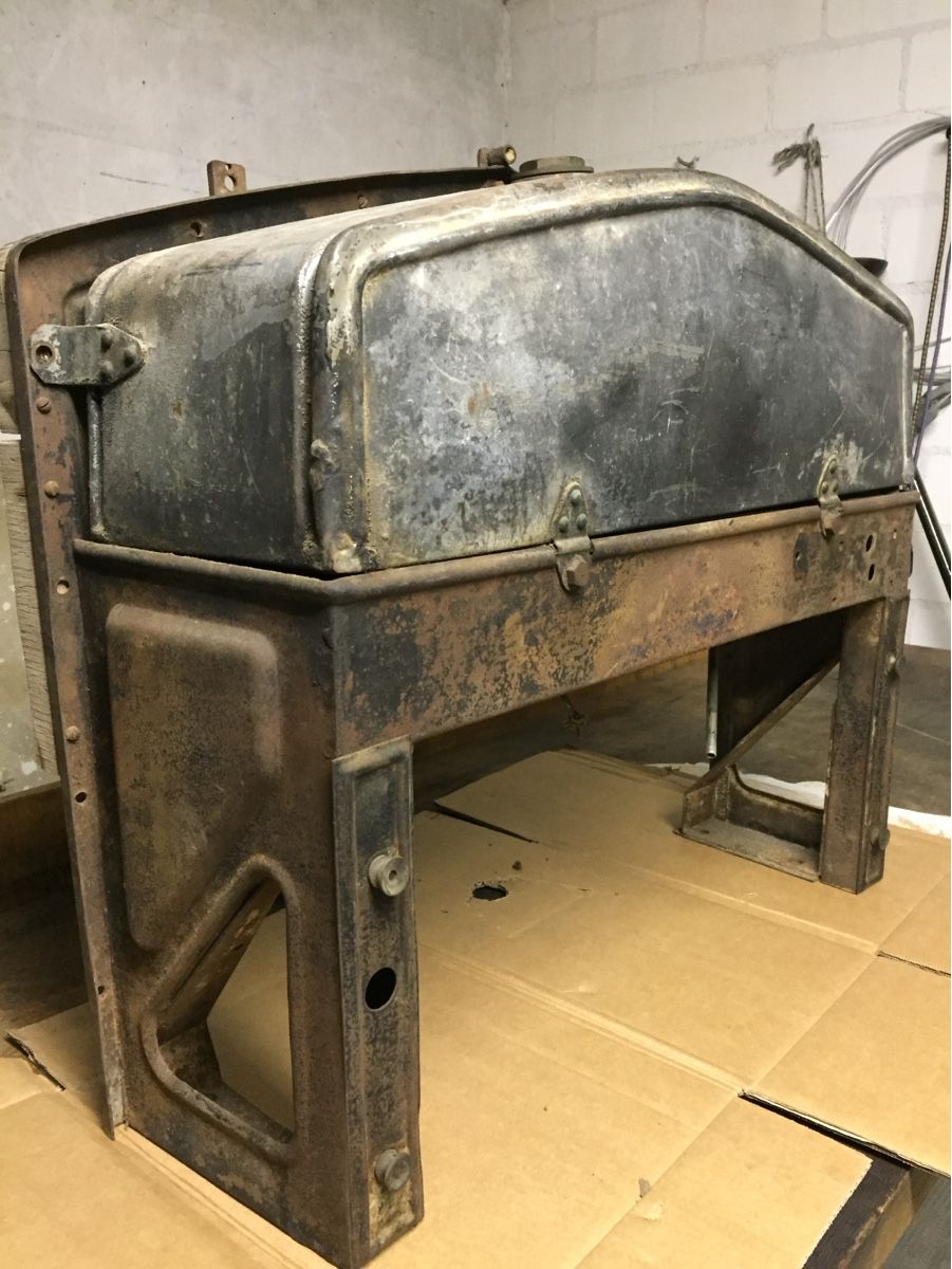 Fiat Tutti pezzi di ricambio auto: Fiat 509 Benzintank – Usato da Thunstetten venduto da BAAP