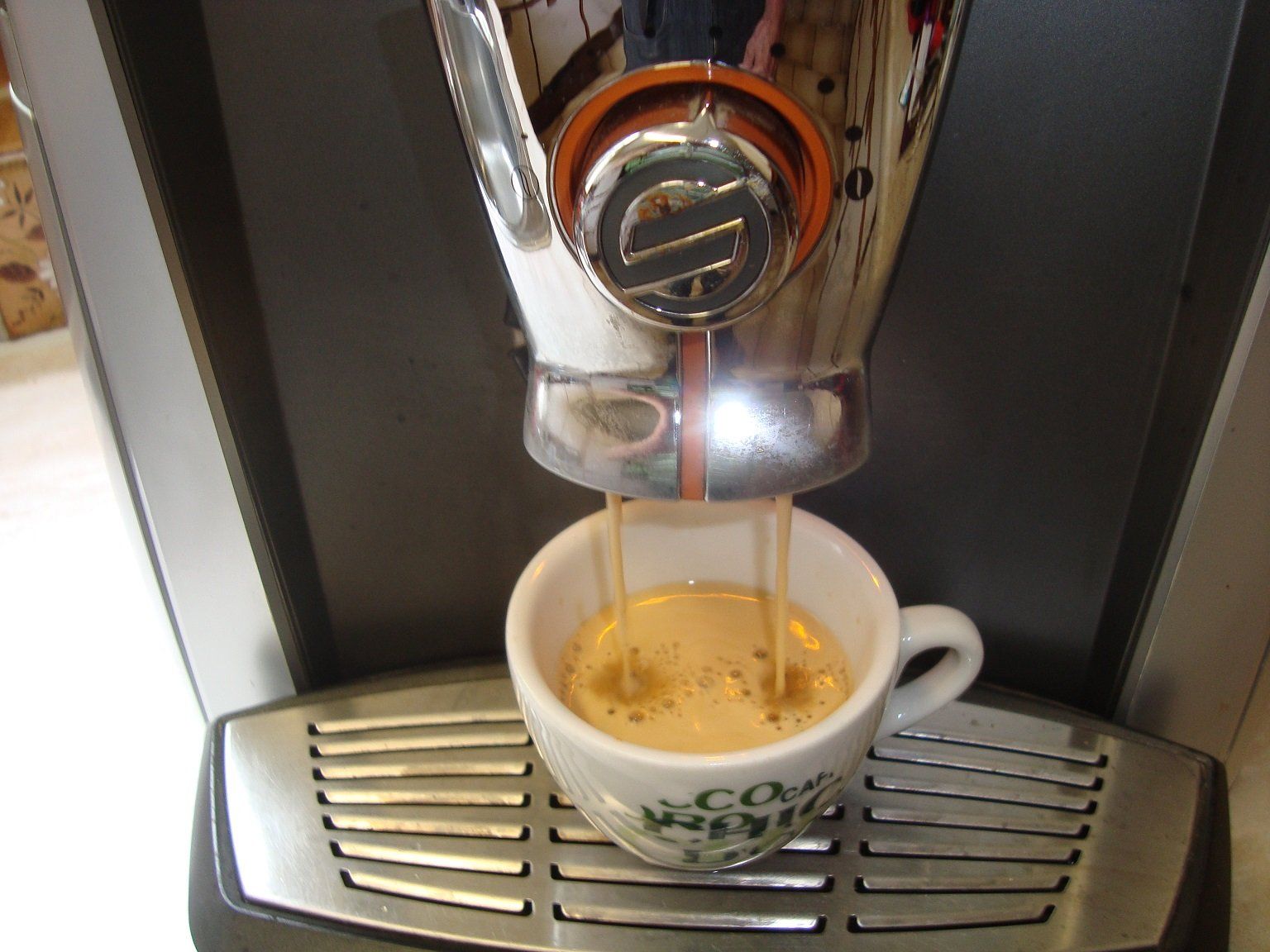 Saeco Kaffeemaschinen & Espressomaschinen: Saeco Primea Touch Plus Sup030 – Gebraucht aus Jona von Moster01 8