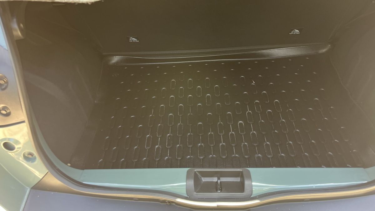 Dacia Teppiche / Matten: Tapis coffre Dacia Spring  – Neu (gemäss Beschreibung) aus Corserey von Zreik82 2