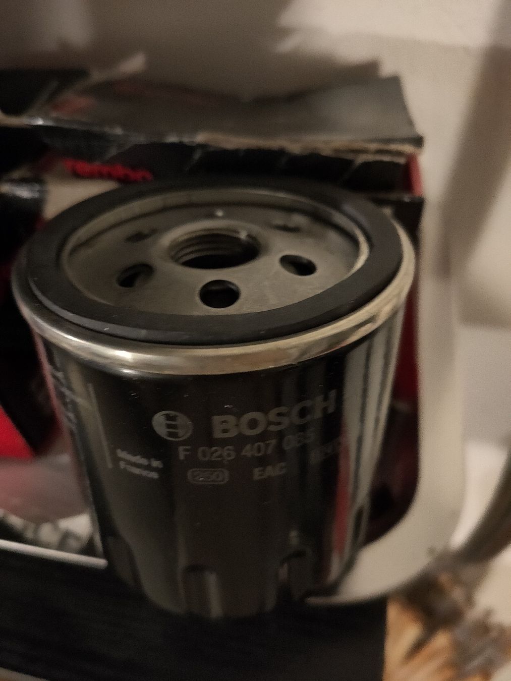 Bosch Tutti pezzi di ricambio auto: P7085 Ölfilter Bosch Neu – Nuovo e nell'imballaggio originale da Wetzikon ZH venduto da Elos34 1