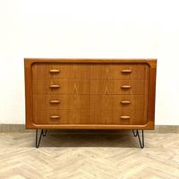 Mid Century dänisches teak Sideboard by DYRLUND