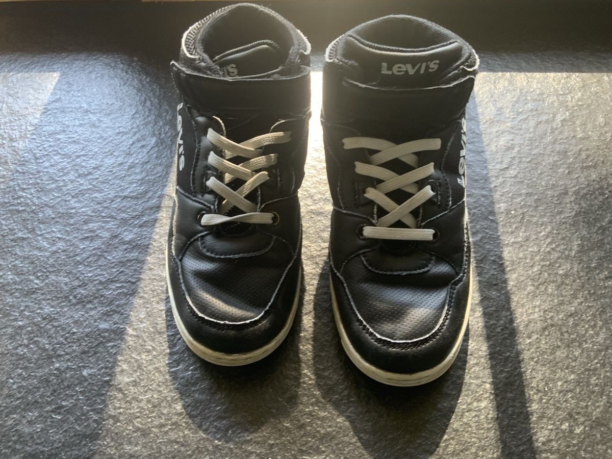 Levi's Scarpe da uomo: Levi's Schuhe, Grösse 32 Schwarz, – Usato da Widnau venduto da Como2006 5
