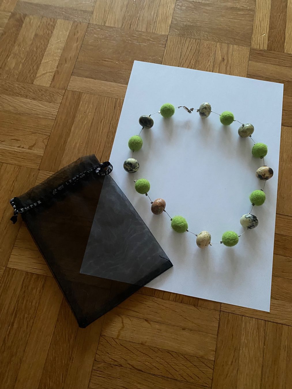 Catenine: Halskette Filz + Stein – Usato da Zug venduto da estarthyme 5