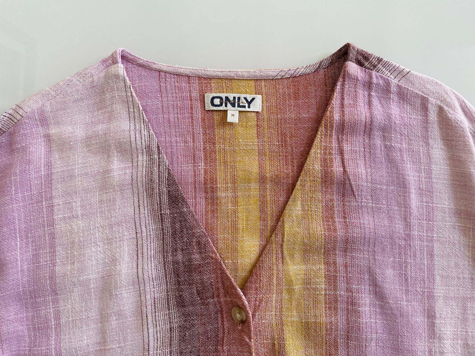 Only Blusen: Camicetta in viscosa e lino – Rosa multicolor estiva – Gebraucht aus Bellinzona von Sveva-Style-Hunter 5