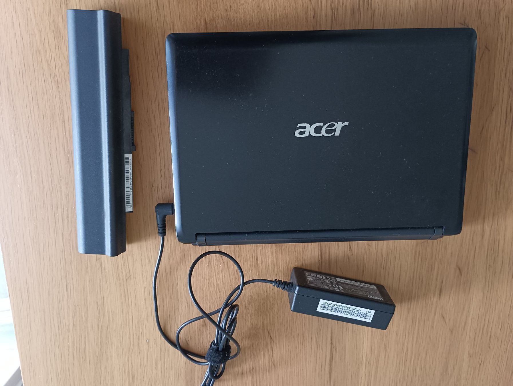 Acer Notebooks: Laptop Acer Aspire One mit Intel Atom – Gebraucht aus Basel von Jbeu06 1