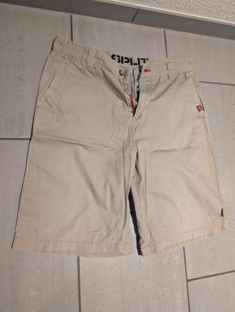 *** Shorts der Marke "Split" ***