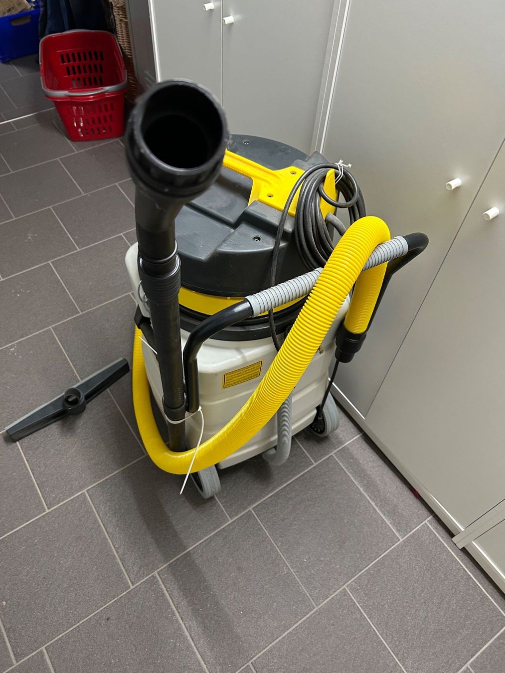 Promac Aspirateurs & Accessoires: Nasssauger   Promac VAC-65 TP – Neuf (Voir description) à Aarau par Tanichtis01 1