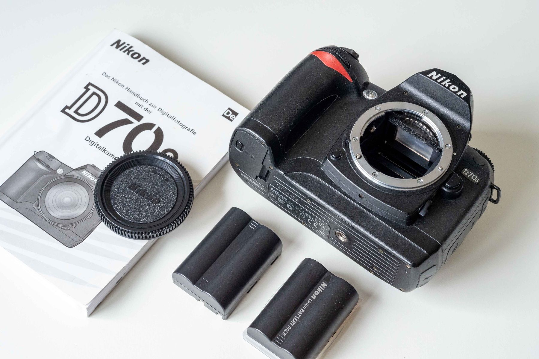 Nikon Kamera: Nikon D70s – Gebraucht aus Schwerzenbach von floridan