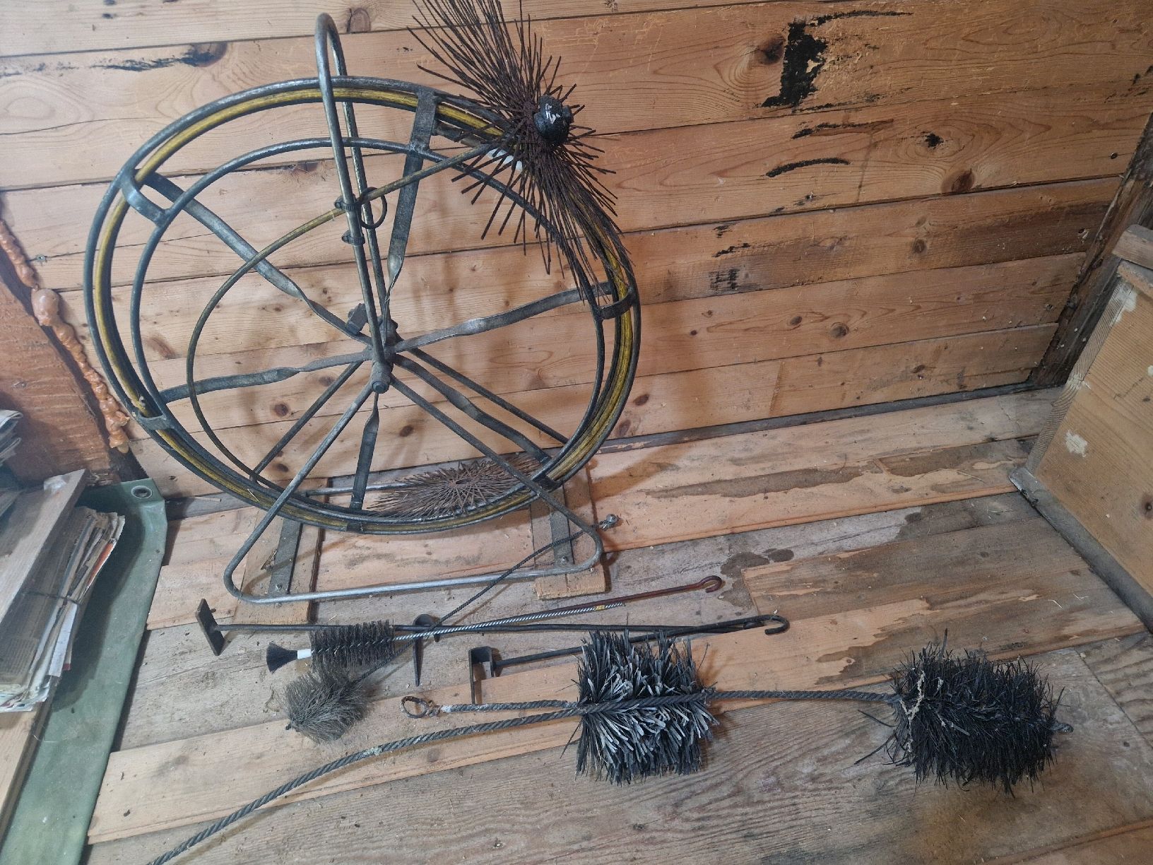 Tutti gli attrezzi: Antikes Kaminfeger-Werkzeug – Usato da heimenschwand venduto da Metalfischchen