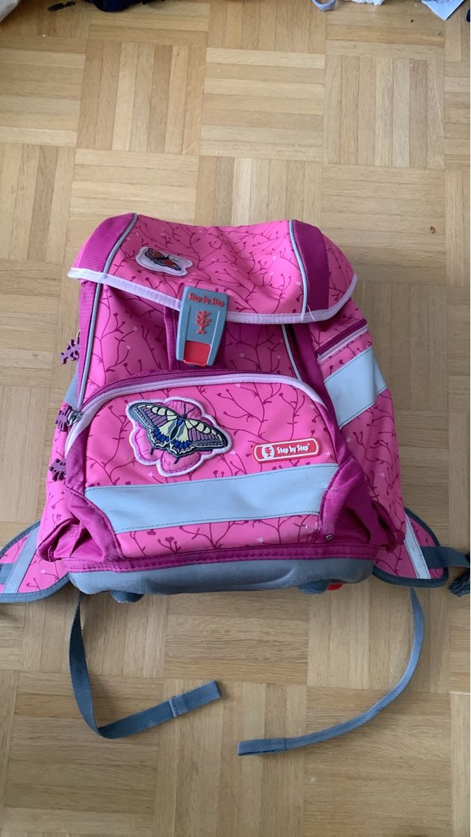 Step by Step Borse & Zaini: Schulranzen Step by Step pink Schmetterling – Usato da Adligenswil venduto da mirkolini