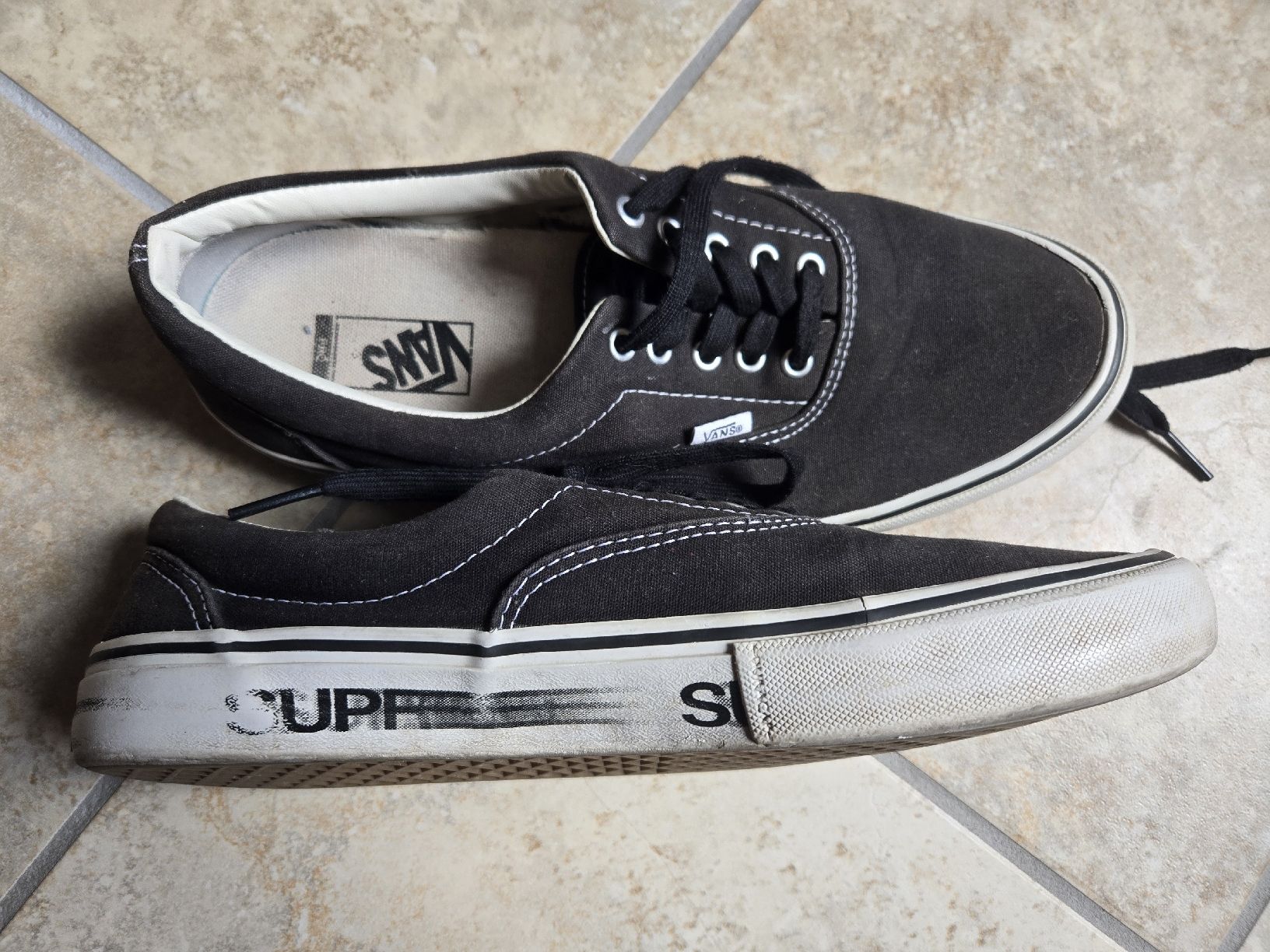 Supreme Herrenschuhe: Vans X supreme sneakers size 12 – Gebraucht aus Chailly-Montreux von svenm53