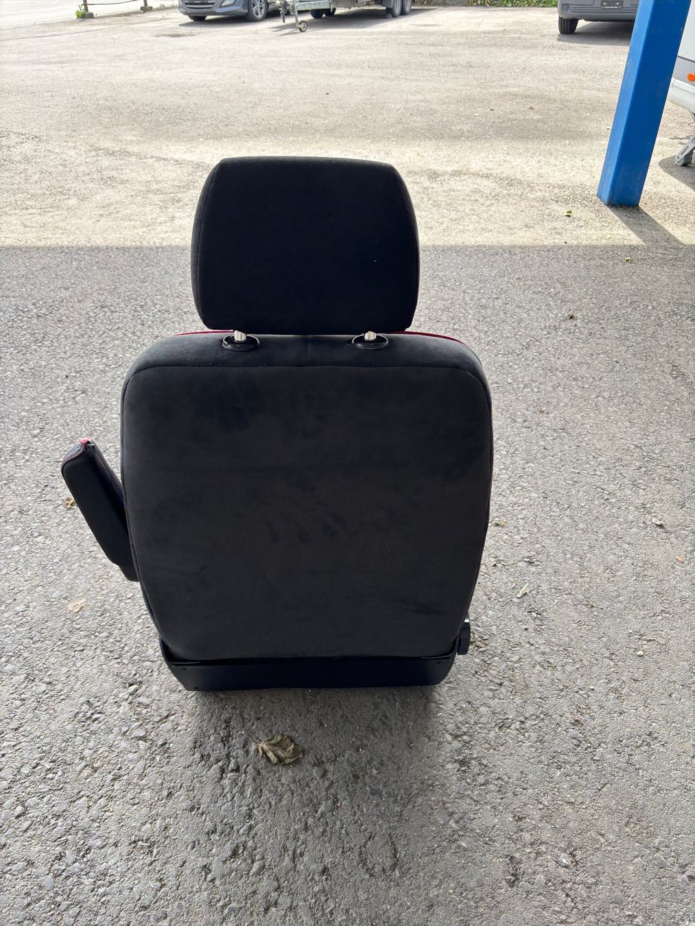 Toutes les pièces auto: VW T5 Beifahrersitz – D'occasion à Gams par mir_n5kk 3