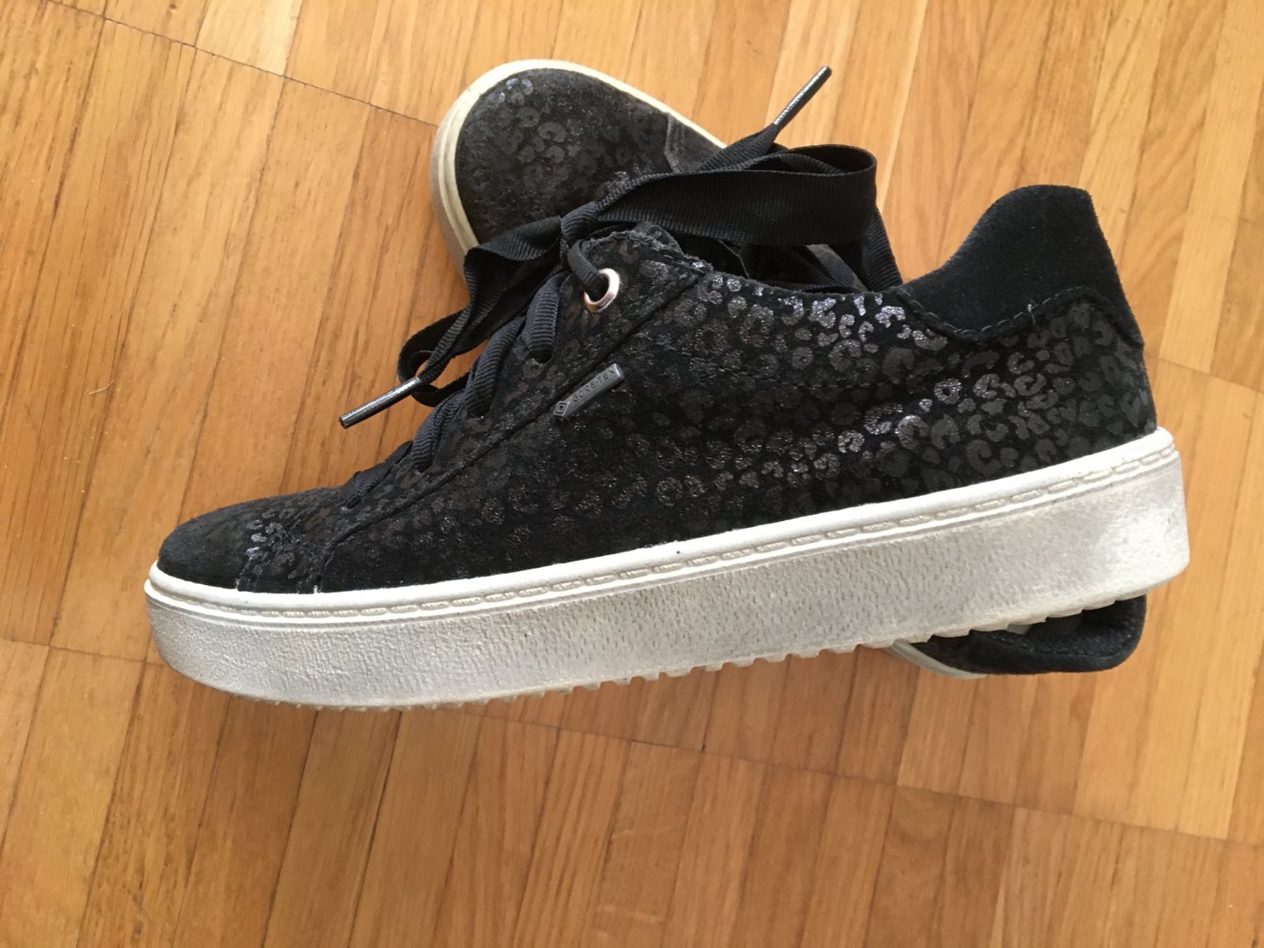 Superfit Schuhe für Mädchen: Superfit Sneaker in Schwarz - Gr. 33 – Neu (gemäss Beschreibung) aus Basel von Nofretete39 2
