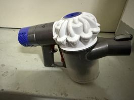 Dyson V6 Akku-Staubsauger