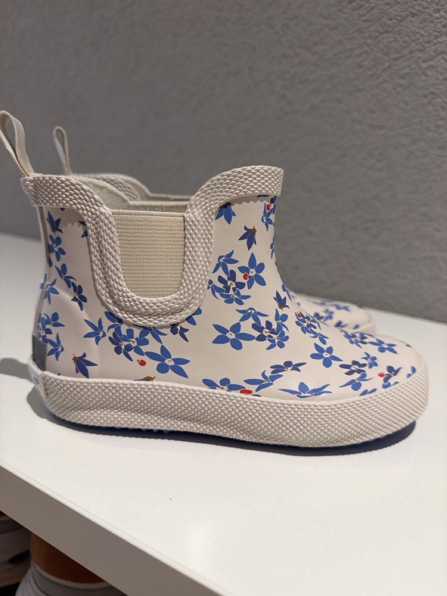 Schuhe für Mädchen: Ce la vi gummistiefel – Neu (gemäss Beschreibung) aus Rickenbach SO von 260_r7l9