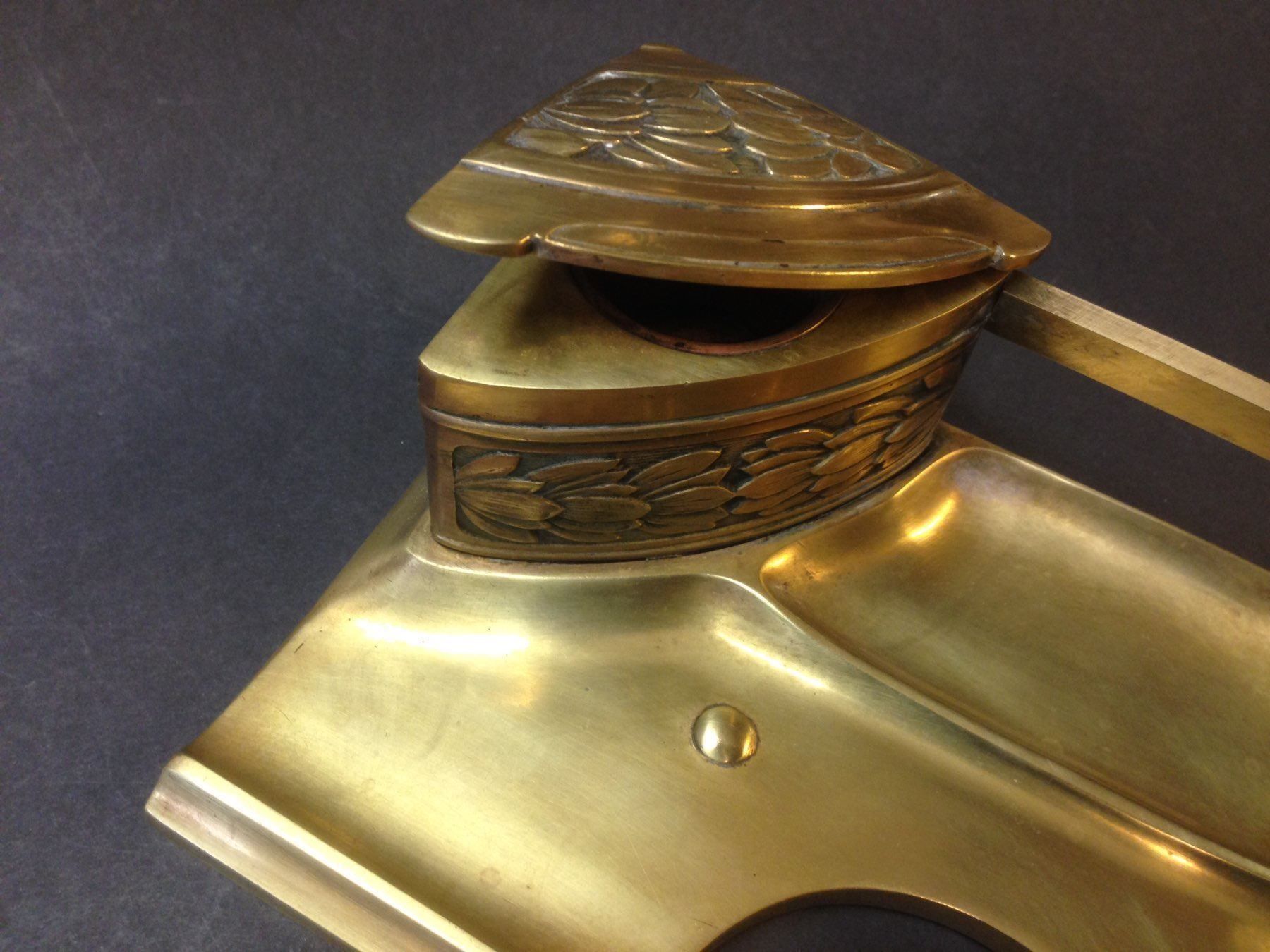 Sonstige Antiquitäten & Kunst: Antikes Jugendstil Messing Tintenfass – Gebraucht aus Schaffhausen von vintageville 9