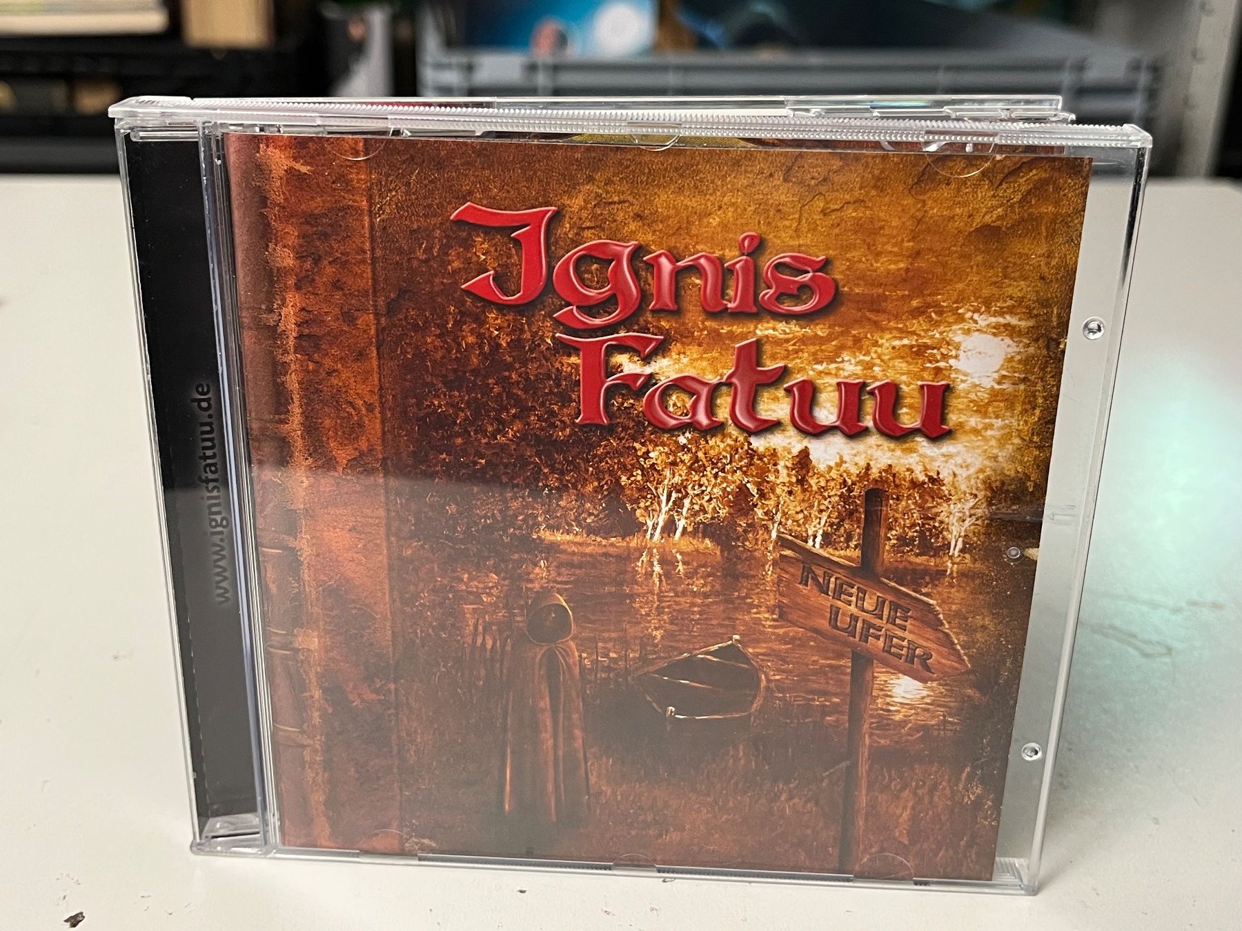 CD: Ignis Fatuu - Neue Ufer - SRA01D – Usato da Küsnacht ZH venduto da Internetradio