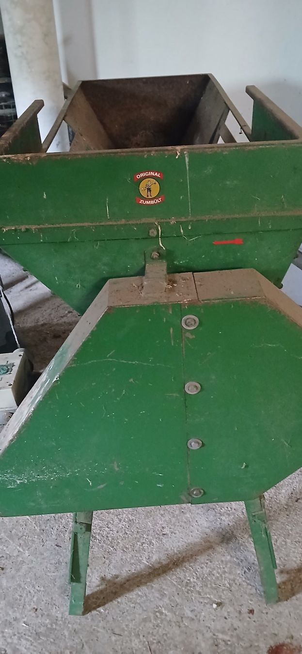 Tutte le macchine: Rüben oder Obstschnetzler – Usato da Titterten venduto da luz11 4