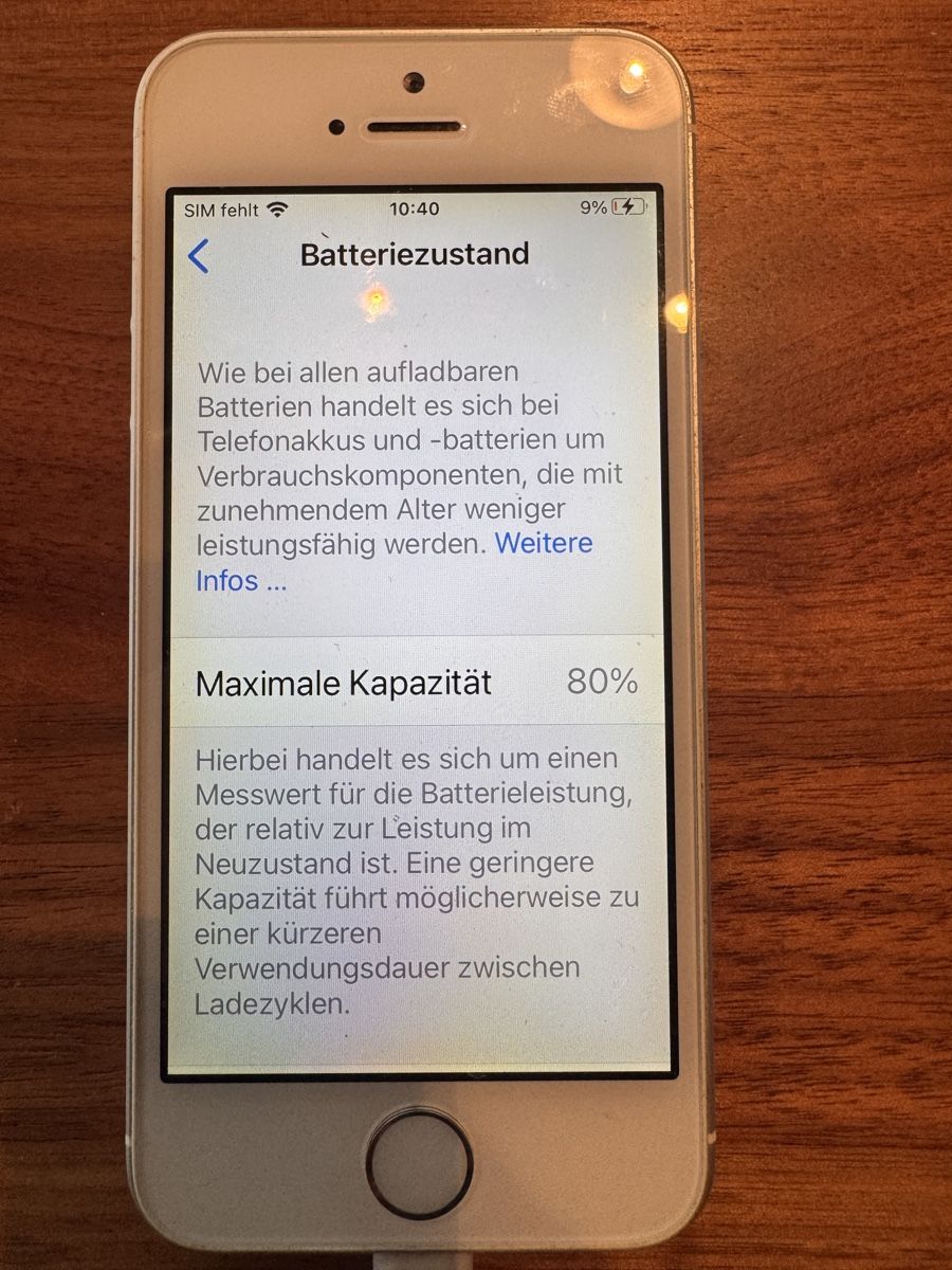 Apple Telefoni cellulari / Smartphones: iPhone SE 64 GB white – Usato da Sarnen venduto da Qwertziop74 1