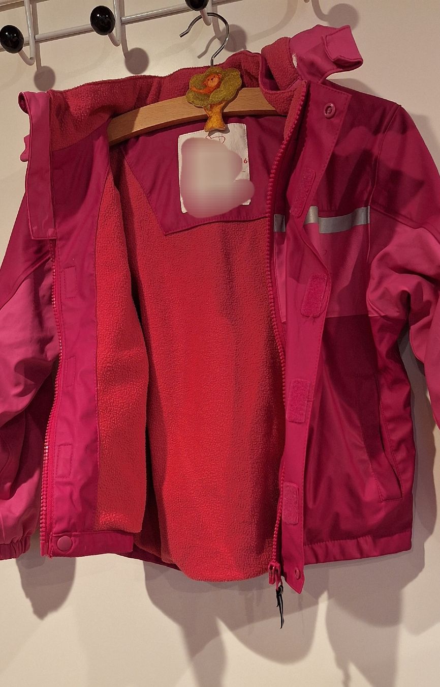 Jacken & Mäntel: Regenjacke gefüttert, Grösse 110 – Gebraucht aus Oberägeri von Runningiceman 1