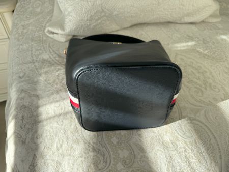 Tommy Hilfiger Beuteltasche dunkelblau