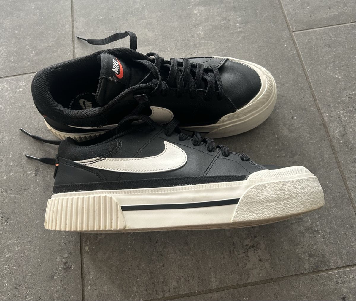 Nike : Hochwertige Nike Sneakers – Nuovo (secondo la descrizione) da Langenthal venduto da Juni13 1