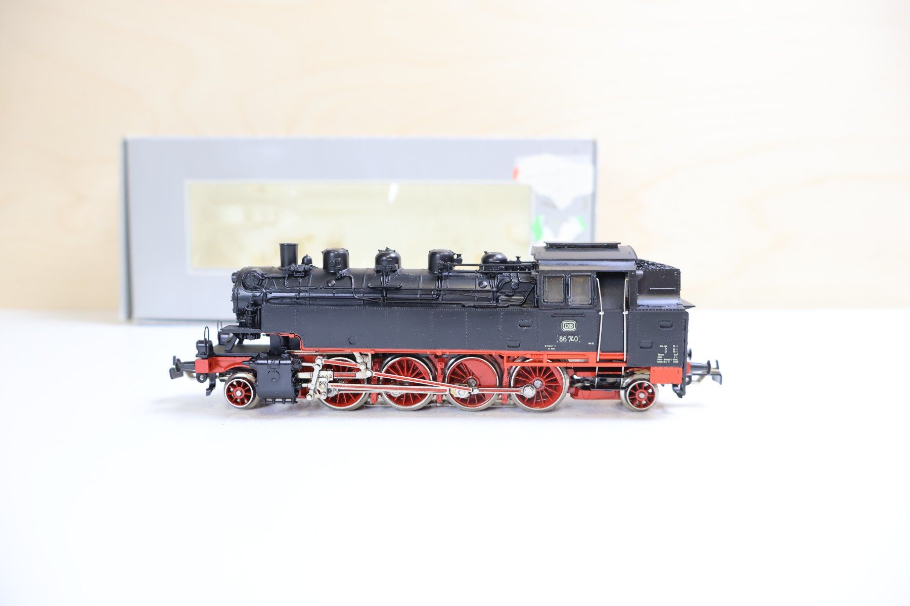 Märklin Modellini di ferrovie: Märklin Dampflok BR 86 - Digital + Telex - 3696 – Usato da Winterthur venduto da Monstera 4
