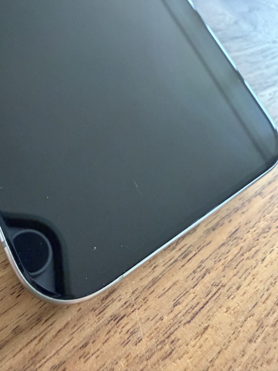 Apple Telefoni cellulari / Smartphones: iPhone 15 pro max natural Titanium 256 GB – Usato da Oberönz venduto da cedricolino 2
