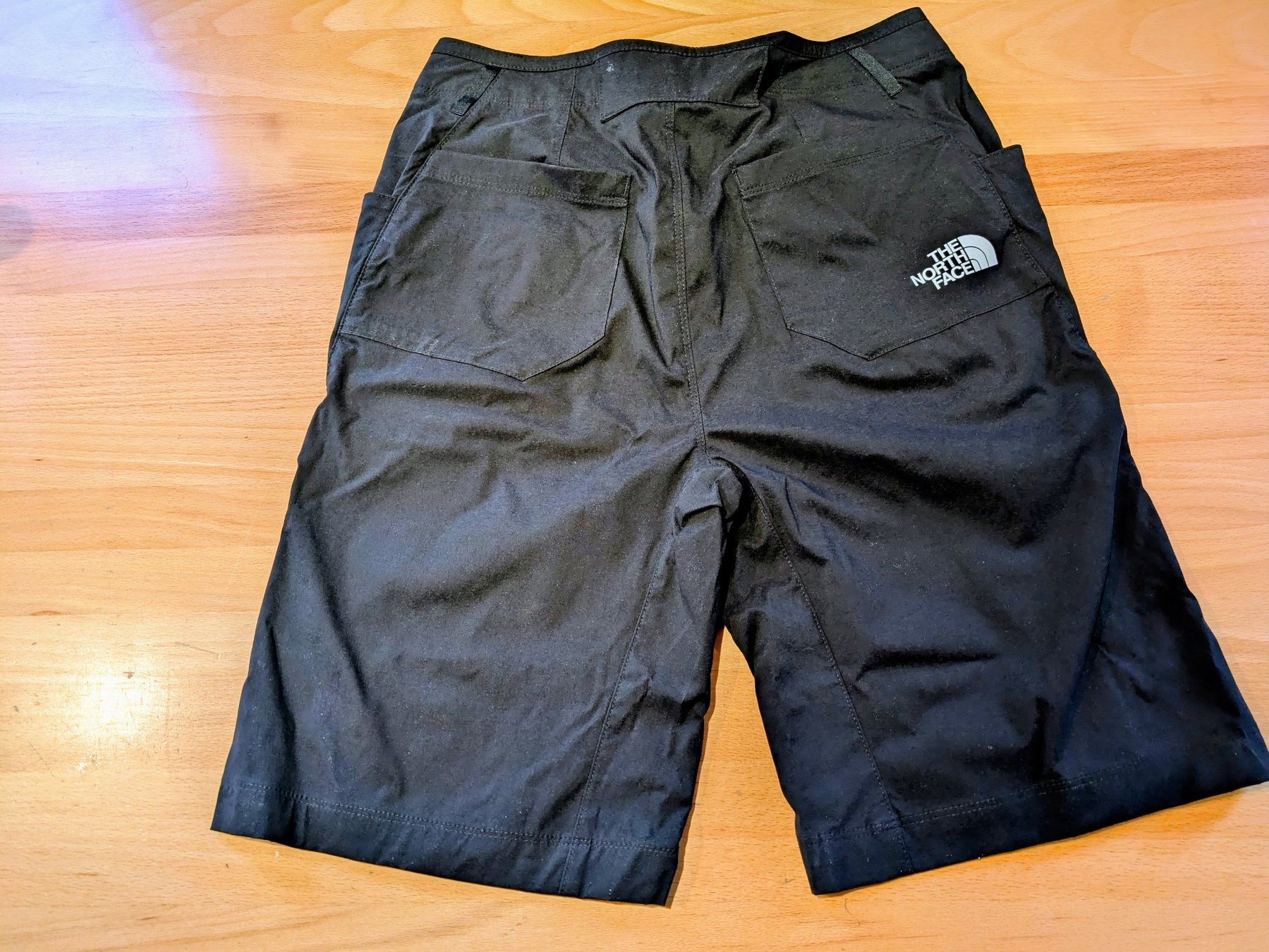 Pantaloni: Elegante Shorts von The North Face – Nuovo (secondo la descrizione) da Nidau venduto da Rema0 1