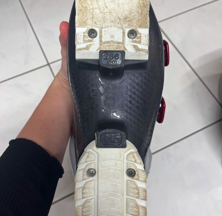 Chaussures hommes: Skischuhe Dalbello Grösse 38 – D'occasion à Fribourg par jes_y6q8 4