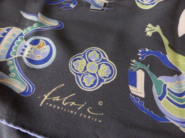 Fabric Frontline Foulard & Sciarpe: Seidenschal Fabric Frontline neuwertig – Usato da Hitzkirch venduto da kleinerbaer01 1