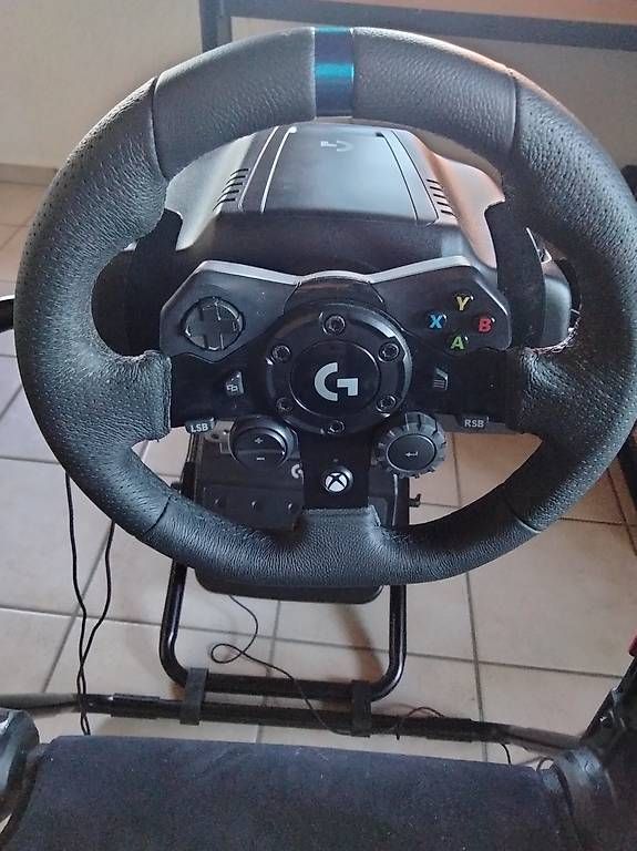 Logitech Controller: Sim Racing complet Logitech G923 + Next Level Racing GT Lite – Usato da Lignières venduto da cmo_2yjv 1