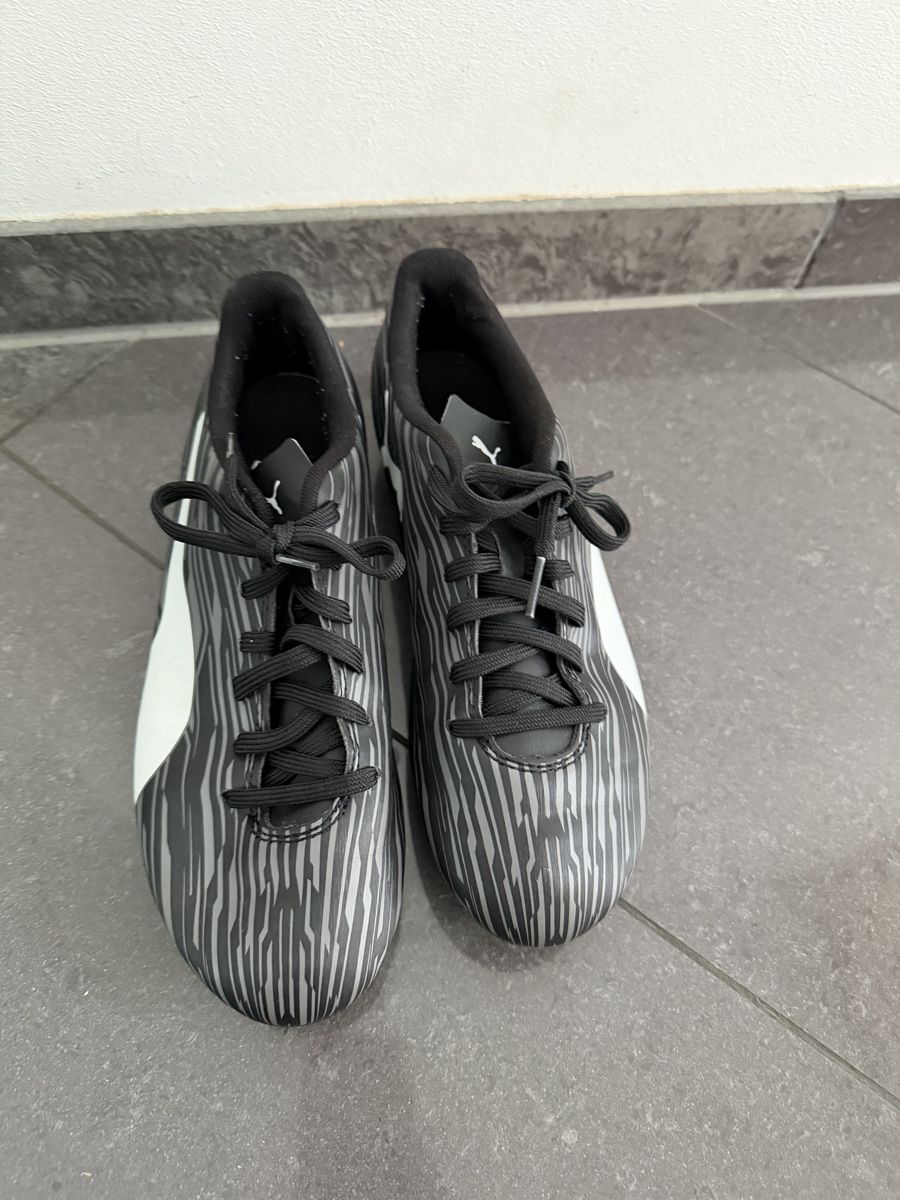 Puma Scarpe per ragazzi: Puma Fussballschuhe – Nuovo (secondo la descrizione) da Rorschach venduto da elvi20
