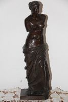 Antique sculpture en bronze .