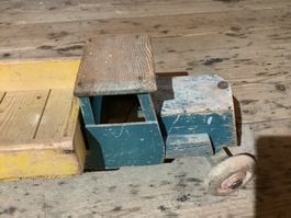 Holzspielzeug-Lastwagen Oldtimer, Top Zustand