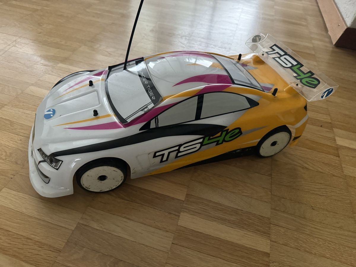Modellismo RC: RC Auto (Thunder Tiger TS4e) – Usato da Köniz venduto da Subway78 1
