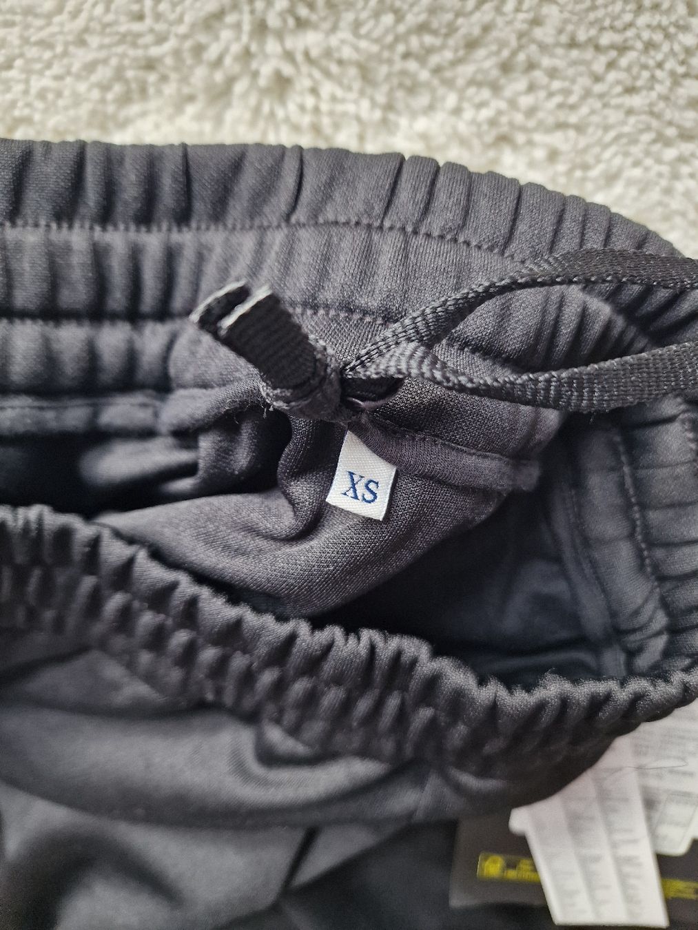 Moncler Pantaloni: Pantalon Moncler × Adidas – Nuovo e nell'imballaggio originale da Yverdon-les-Bains venduto da Ed9lude 3