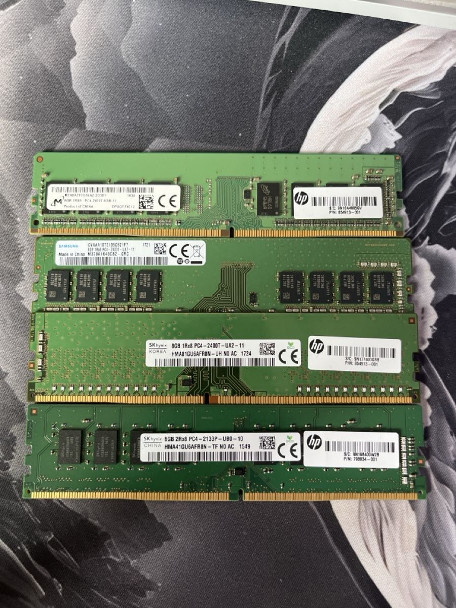 Componenti elettronici: 32 Gb DDR4 RAM – Usato da Degersheim venduto da felen67