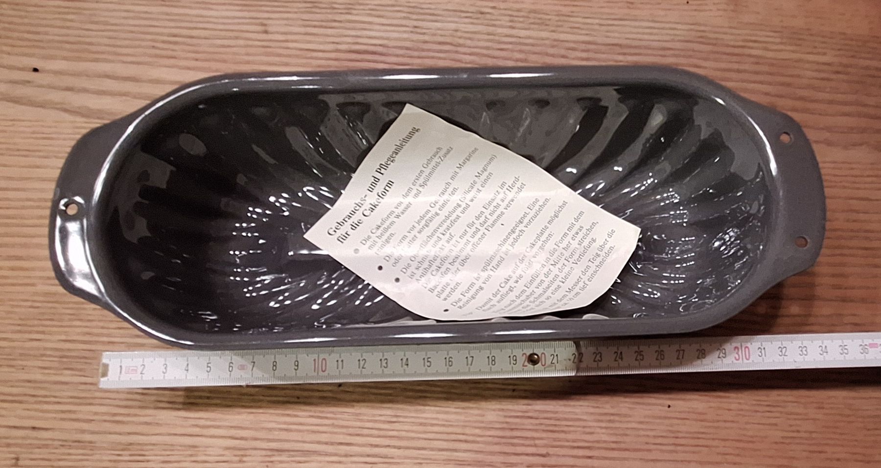 Teglie da forno: 3 Backformen, Kuchenform, Blume, Stern, Cake – Usato da Adlikon b. Andelfingen venduto da Kraemse 3