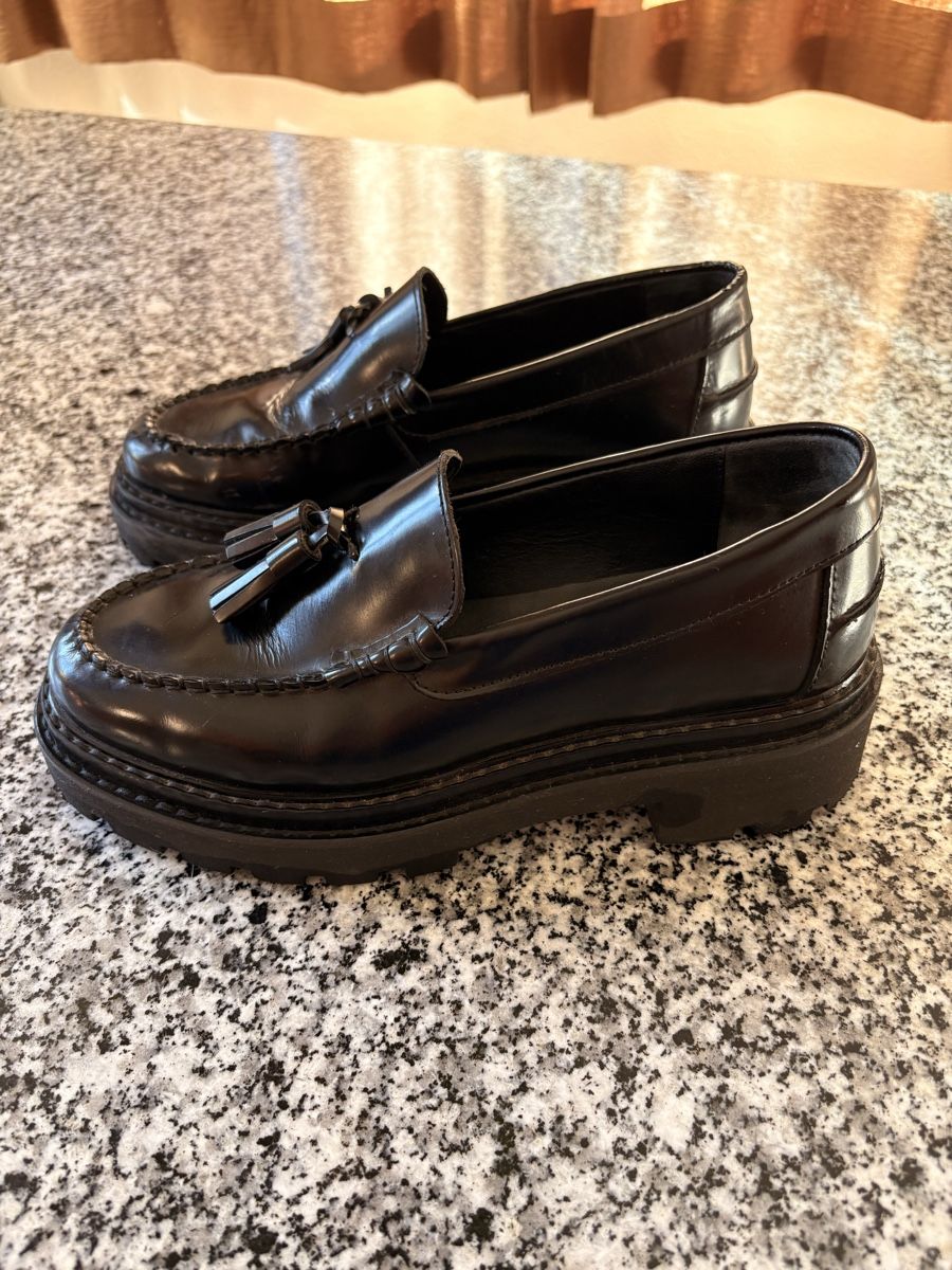 Chaussures femmes: Minelli Loafers – D'occasion à Ardez par Stella_Stracciatella 1