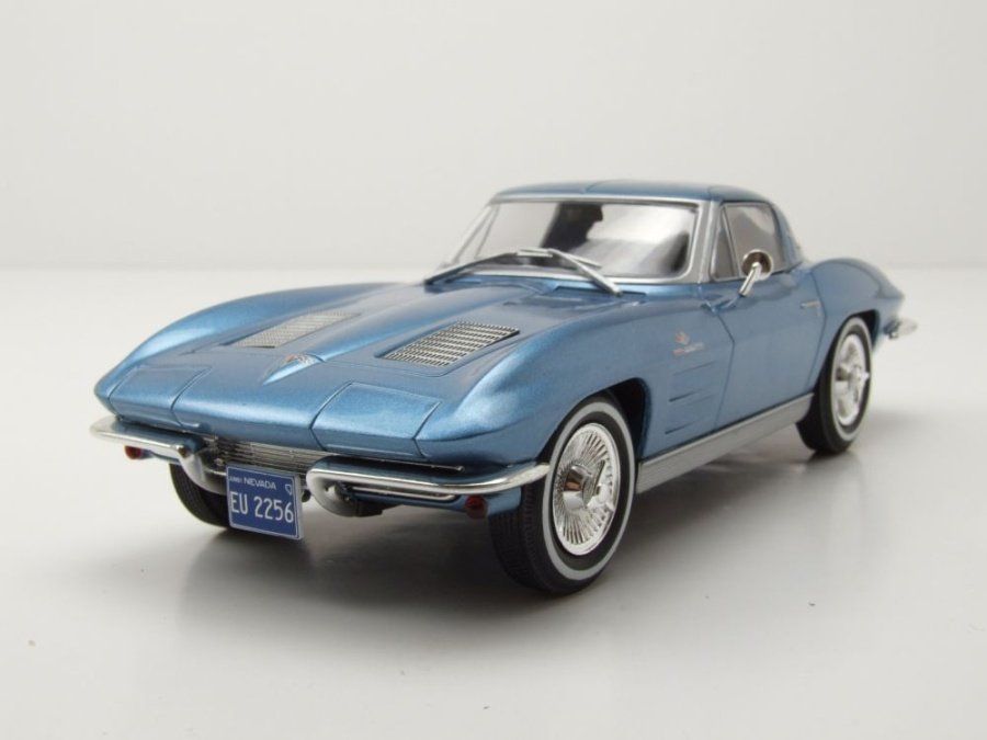 Chevrolet Modellautos: Chevrolet Corvette C2 Sing Ray „Split Window“ 1963 hellblau – Neu und originalverpackt aus Gerlafingen von espero88