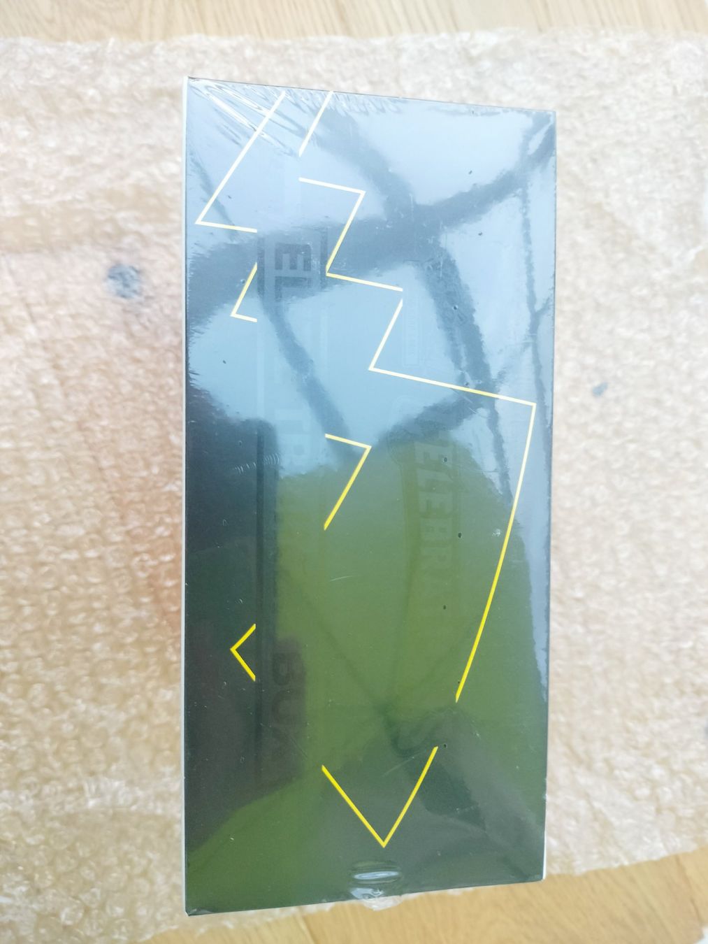 Pokémon Sammelbilder & Trading cards: Pokemon Celebrations ETB ENG – Neu und originalverpackt aus Wil SG von kaizzen 6