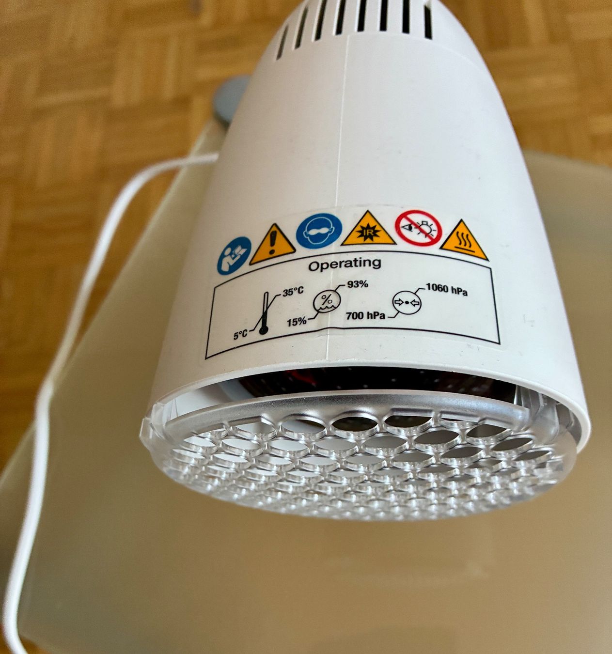 Medizinische Geräte: Infrarotlampe Sanitas – Gebraucht aus Ammerzwil BE von Frama0 1