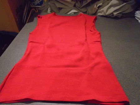 Top / T-Shirt ca. Grösse S, rot / fester Stoff