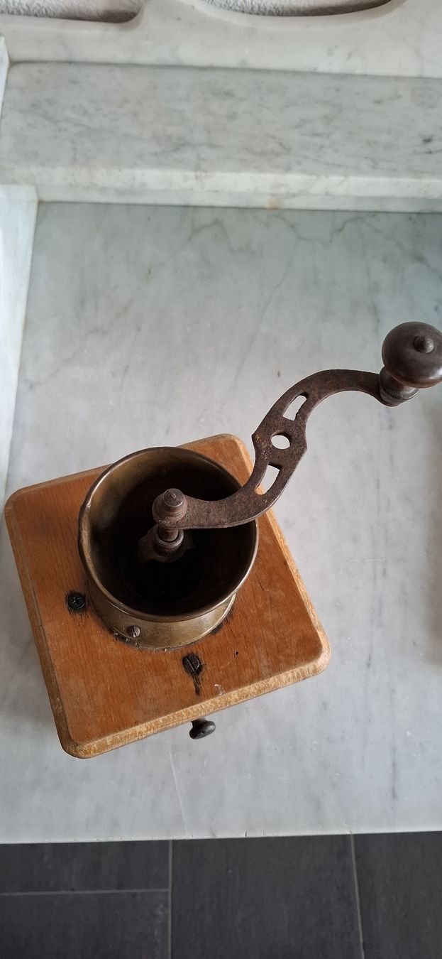 Elettrodomestici da cucina: Kaffeemühle Antik – Usato da Wichtrach venduto da Sunneblueme7 4