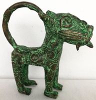 feiner alter Leopard Bronze Benin Höhe 13 cm