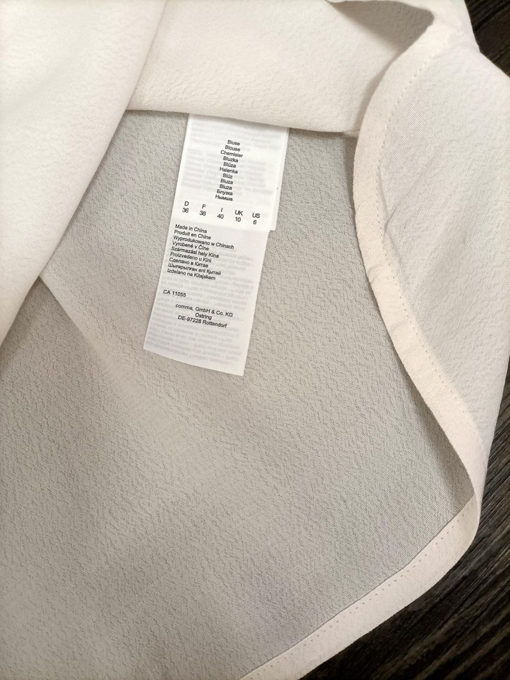 Comma Camicette: Elegante Bluse comma,,  36 , beige/natur – Usato da Obergösgen venduto da js9_h6hp 4